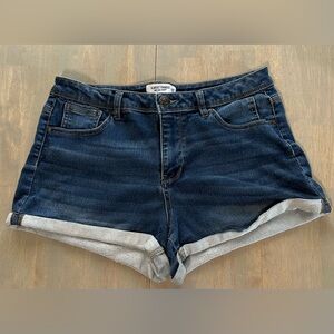Women’s Mid Rise Jean Shorts